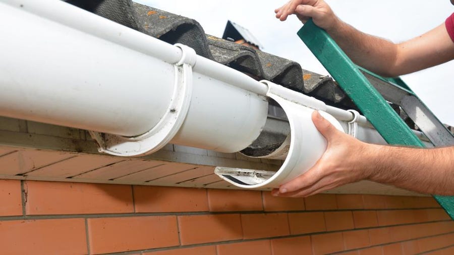  rain gutter installation